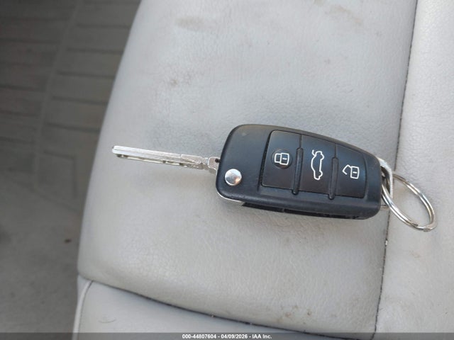 2010 Audi A6 3.0 Premium მანქანა იყიდება აუქციონზე, vin: WAUKGBFB9AN067142, აუქციონის ნომერი: 44807604
