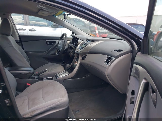 Продажа на аукционе авто 2011 Hyundai Elantra Gls, vin: 5NPDH4AE9BH020748, номер лота: 44807612