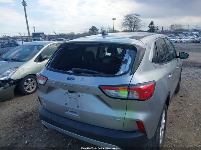 Продажа на аукционе авто 2022 Ford Escape Se, vin: 1FMCU9G63NUB91604, номер лота: 44807614