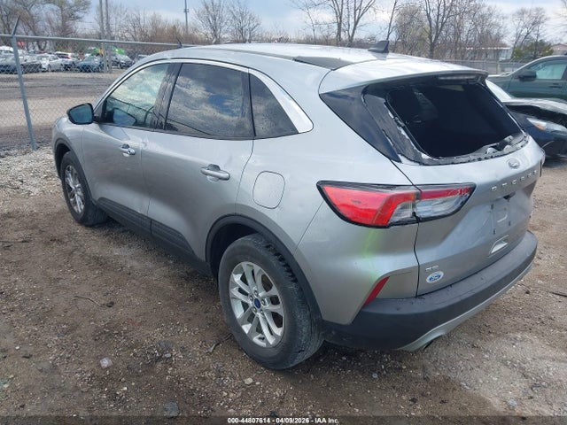 Продажа на аукционе авто 2022 Ford Escape Se, vin: 1FMCU9G63NUB91604, номер лота: 44807614