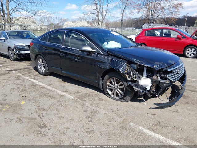 Aukcja sprzedaży 2017 Hyundai Sonata Se, vin: 5NPE24AF7HH447997, numer aukcji: 44807641