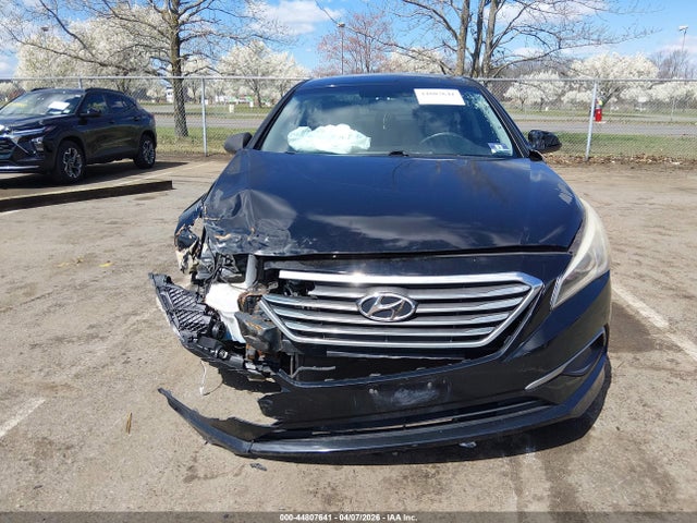 Aukcja sprzedaży 2017 Hyundai Sonata Se, vin: 5NPE24AF7HH447997, numer aukcji: 44807641