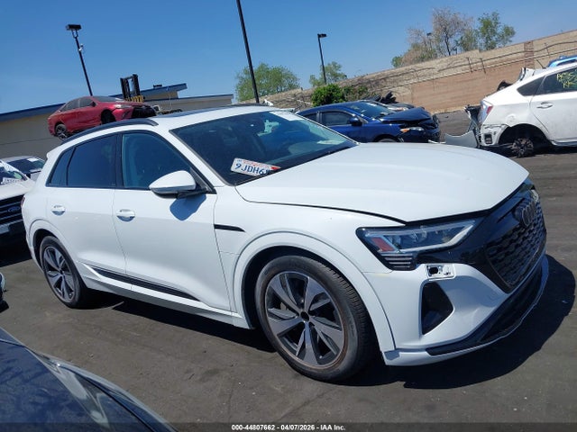 WA14AAGE9RB020829 Audi Q8 E-tron Premium Quattro
