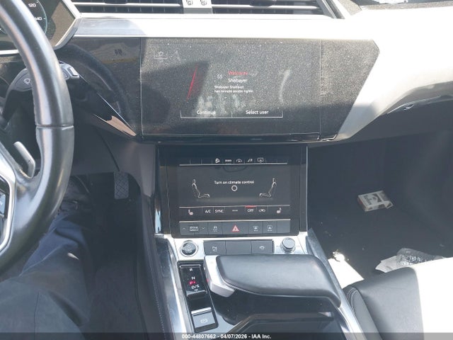 WA14AAGE9RB020829 Audi Q8 E-tron Premium Quattro
