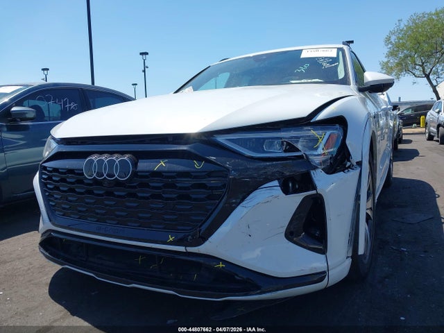 WA14AAGE9RB020829 Audi Q8 E-tron Premium Quattro