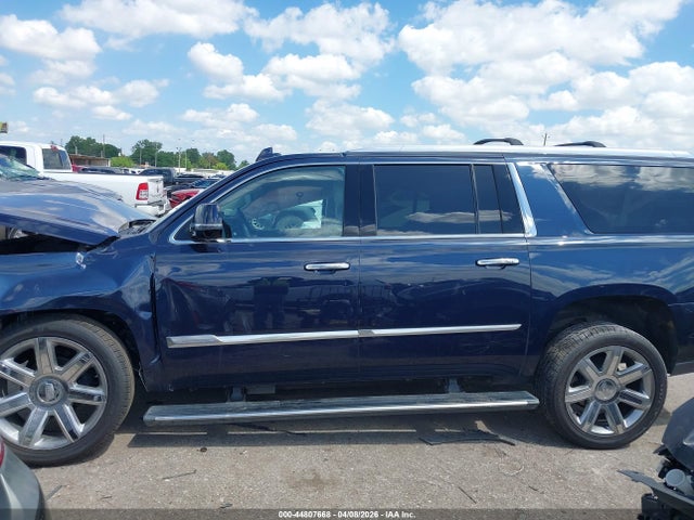 2019 Cadillac Escalade Esv Premium Luxury მანქანა იყიდება აუქციონზე, vin: 1GYS4JKJ8KR353359, აუქციონის ნომერი: 44807668