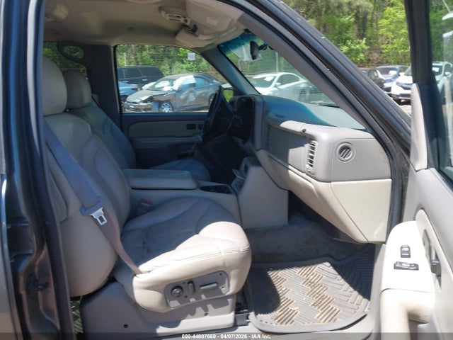 Продажа на аукционе авто 2000 Gmc Yukon Xl C1500, vin: 3GKEC16T1YG142339, номер лота: 44807669
