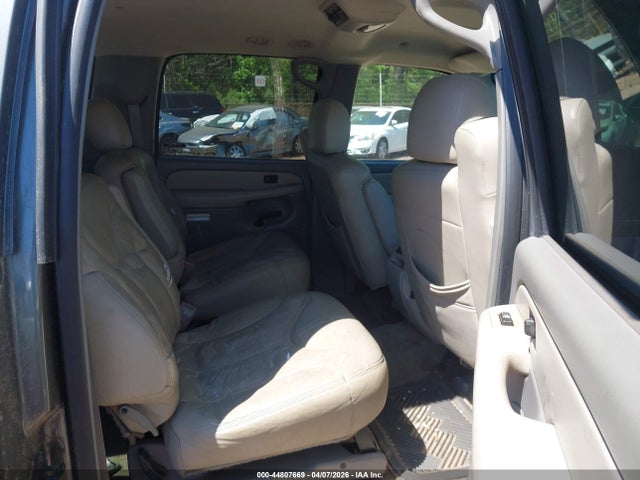 Продажа на аукционе авто 2000 Gmc Yukon Xl C1500, vin: 3GKEC16T1YG142339, номер лота: 44807669