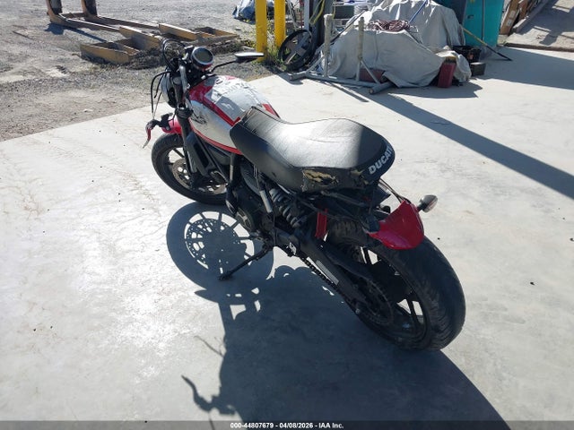Ducati Scrambler 800 2015 ML015ANM2FT001312 Image 3