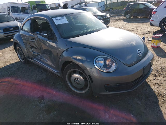44807695 :رقم المزاد ، 3VWJP7AT5CM619564 vin ، 2012 Volkswagen Beetle 2.5l مزاد بيع