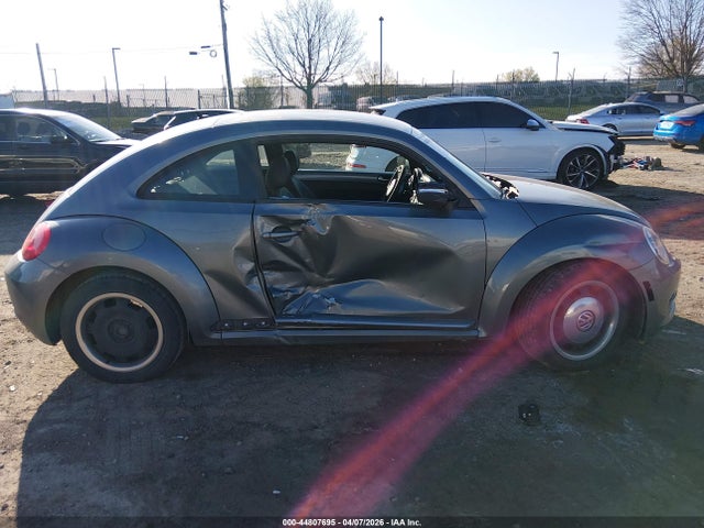 44807695 :رقم المزاد ، 3VWJP7AT5CM619564 vin ، 2012 Volkswagen Beetle 2.5l مزاد بيع