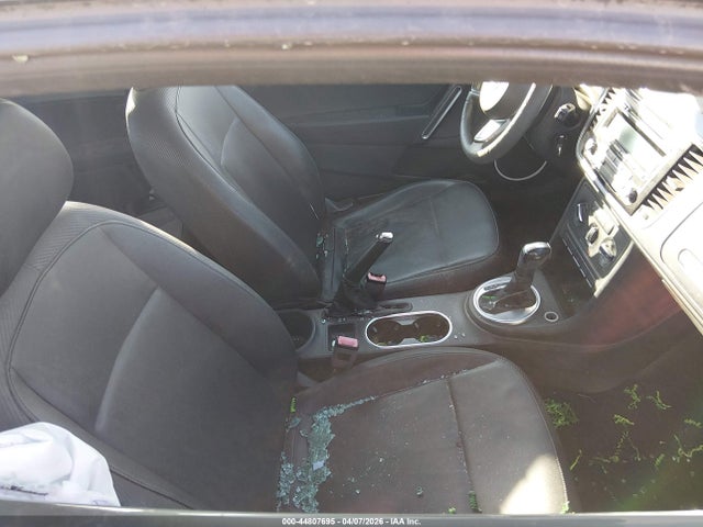 44807695 :رقم المزاد ، 3VWJP7AT5CM619564 vin ، 2012 Volkswagen Beetle 2.5l مزاد بيع