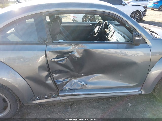 44807695 :رقم المزاد ، 3VWJP7AT5CM619564 vin ، 2012 Volkswagen Beetle 2.5l مزاد بيع