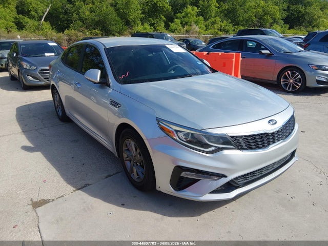 5XXGT4L32KG339587 KIA Optima Lx
