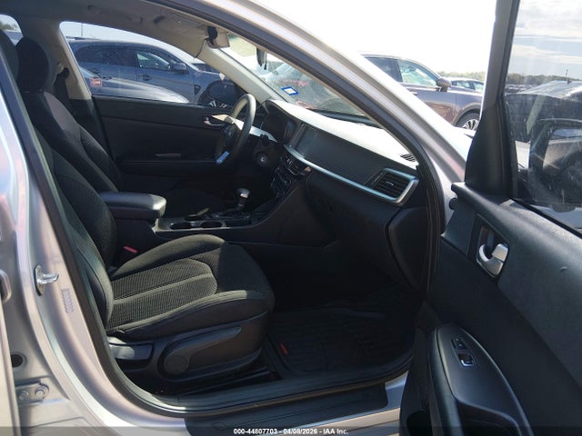 5XXGT4L32KG339587 KIA Optima Lx