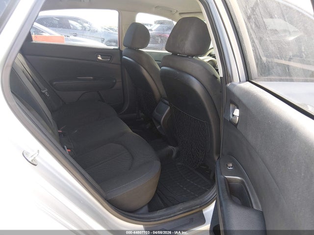5XXGT4L32KG339587 KIA Optima Lx