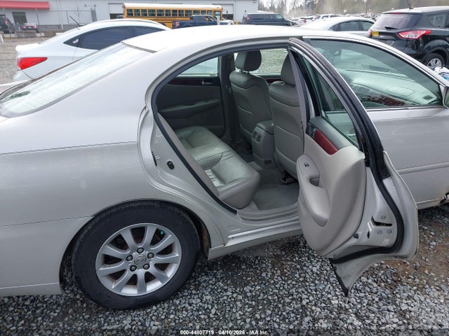 Aukcja sprzedaży 2002 Lexus Es 300, vin: JTHBF30G125014838, numer aukcji: 44807719
