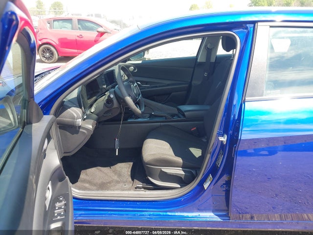 44807727 :رقم المزاد ، KMHLL4DG2SU940164 vin ، 2025 Hyundai Elantra Se مزاد بيع