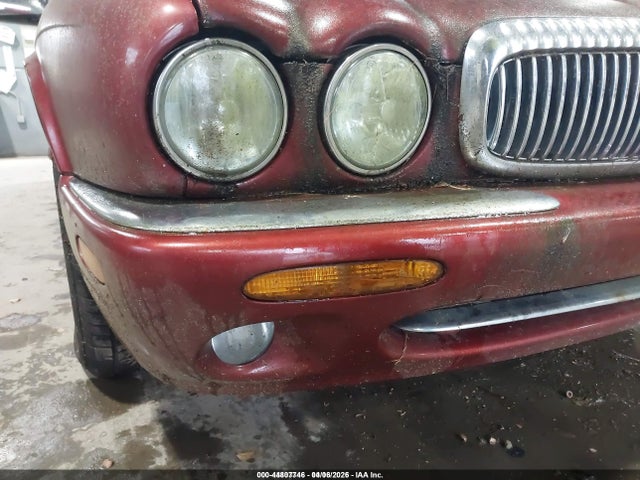 44807746 :رقم المزاد ، SAJDA24CXYLF18601 vin ، 2000 Jaguar Xj8 Vanden Plas مزاد بيع