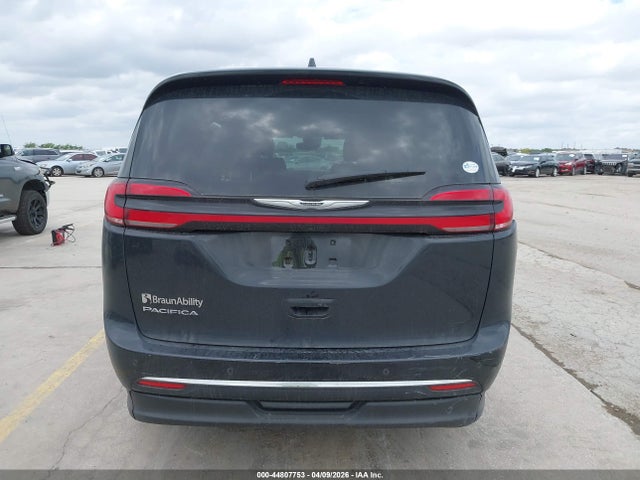 Chrysler Pacifica Touring L 2022 2C4RC1BG7NR163207 Image 16