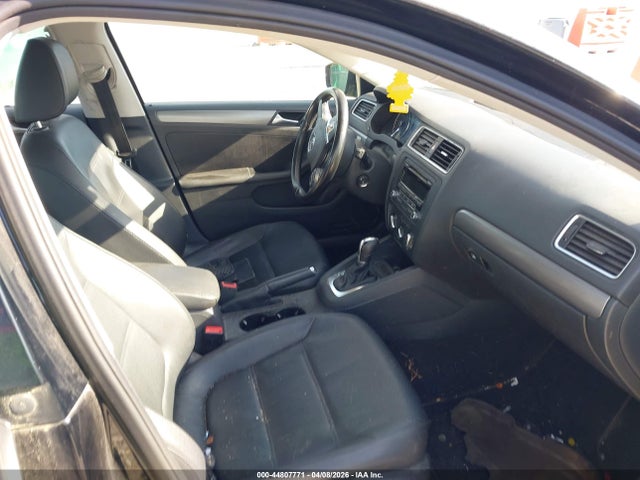 2014 Volkswagen Jetta 2.0l Tdi მანქანა იყიდება აუქციონზე, vin: 3VWLL7AJ4EM271438, აუქციონის ნომერი: 44807771