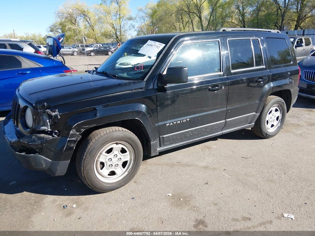 44807792 :رقم المزاد ، 1C4NJPBA3ED881861 vin ، 2014 Jeep Patriot Sport مزاد بيع