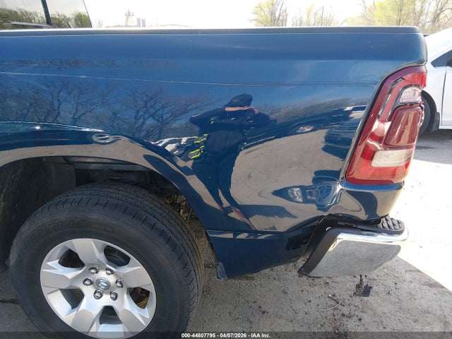44807795 :رقم المزاد ، 1C6RRFFG8MN545819 vin ، 2021 Ram 1500 Big Horn  4x4 5'7 Box مزاد بيع