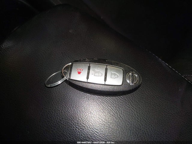 KNMAT2MV7FP568694 Nissan ROGUE SV