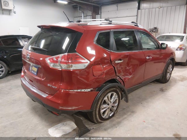 KNMAT2MV7FP568694 Nissan ROGUE SV