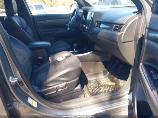 2020 MITSUBISHI OUTLANDER JA4AZ3A31LZ043440 Photo 4