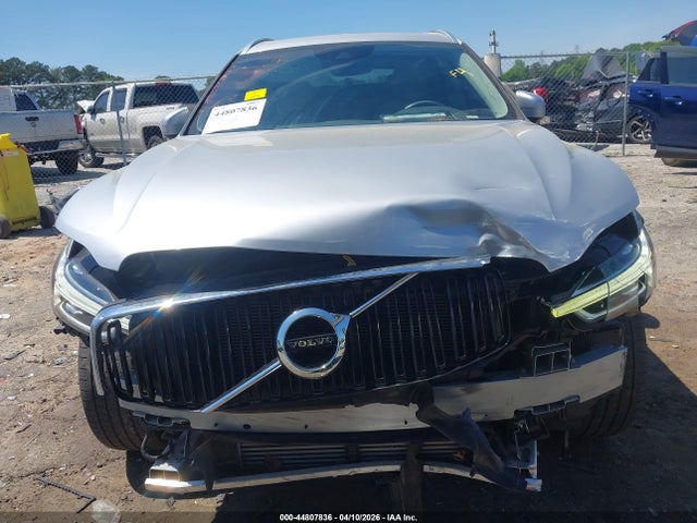 2021 Volvo Xc60 T5 Momentum მანქანა იყიდება აუქციონზე, vin: YV4102DKXM1684807, აუქციონის ნომერი: 44807836