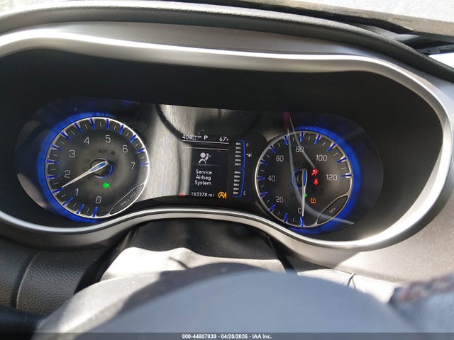 44807839 :رقم المزاد ، 2C4RC1BG4LR133577 vin ، 2020 Chrysler Pacifica Touring L مزاد بيع