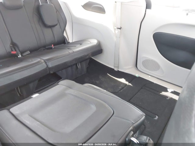 44807839 :رقم المزاد ، 2C4RC1BG4LR133577 vin ، 2020 Chrysler Pacifica Touring L مزاد بيع