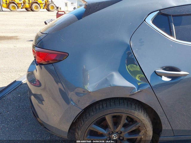 44807845 :رقم المزاد ، JM1BPBLM1R1710708 vin ، 2024 Mazda Mazda3 2.5 S Carbon Edition مزاد بيع