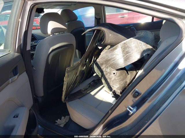 Aukcja sprzedaży 2018 Hyundai Elantra Se, vin: 5NPD74LF6JH350709, numer aukcji: 44807855
