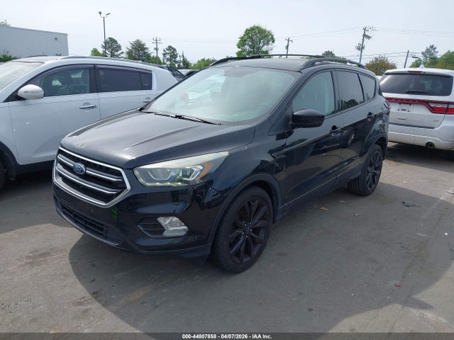 2017 Ford Escape Se მანქანა იყიდება აუქციონზე, vin: 1FMCU0GD4HUA18754, აუქციონის ნომერი: 44807858