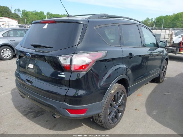 2017 Ford Escape Se მანქანა იყიდება აუქციონზე, vin: 1FMCU0GD4HUA18754, აუქციონის ნომერი: 44807858