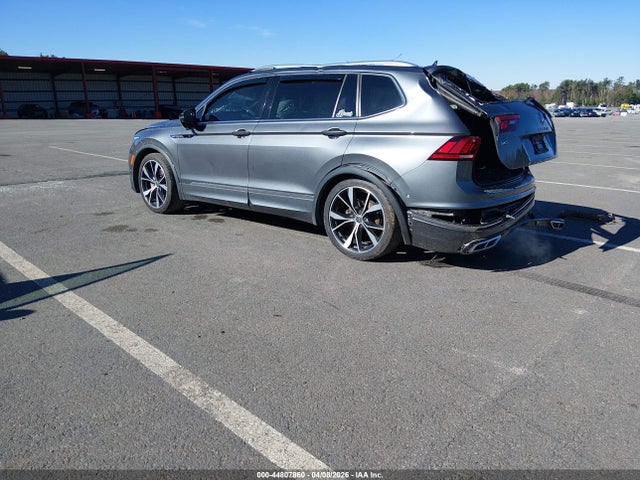 Продаж на аукціоні авто 2022 Volkswagen Tiguan 2.0t Sel R-line, vin: 3VV4B7AX2NM050808, номер лоту: 44807860