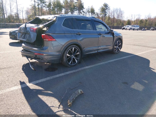 Продаж на аукціоні авто 2022 Volkswagen Tiguan 2.0t Sel R-line, vin: 3VV4B7AX2NM050808, номер лоту: 44807860