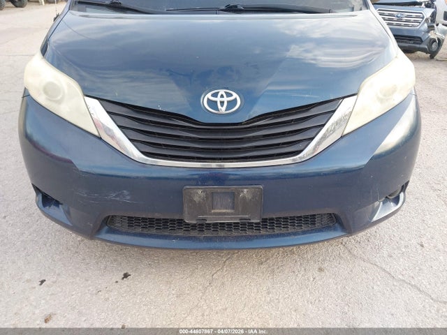 2011 TOYOTA SIENNA 5TDKK3DC8BS103143 Photo 5