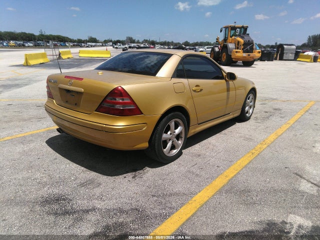 Aukcja sprzedaży 2001 Mercedes-benz Slk 320, vin: WDBKK65FX1F209519, numer aukcji: 44807888