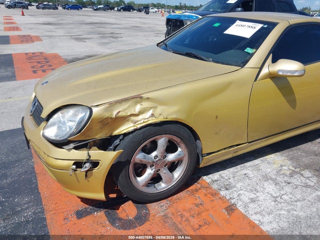 Aukcja sprzedaży 2001 Mercedes-benz Slk 320, vin: WDBKK65FX1F209519, numer aukcji: 44807888