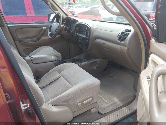 Продажа на аукционе авто 2004 Toyota Sequoia Sr5 V8, vin: 5TDZT34A94S238466, номер лота: 44807901