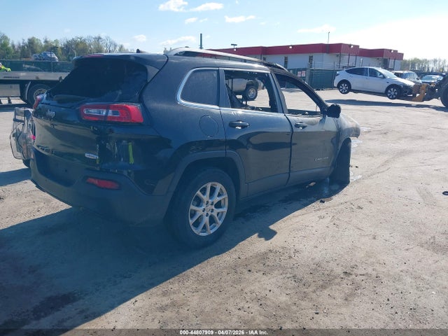 2016 Jeep Cherokee Latitude მანქანა იყიდება აუქციონზე, vin: 1C4PJLCB8GW217331, აუქციონის ნომერი: 44807909