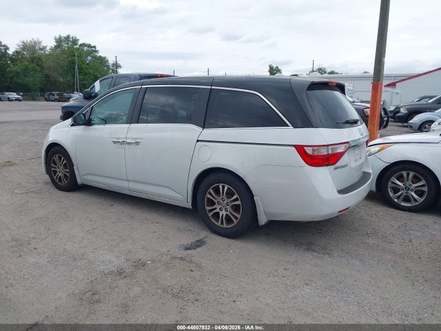 2011 HONDA ODYSSEY 5FNRL5H66BB083278 Photo 2