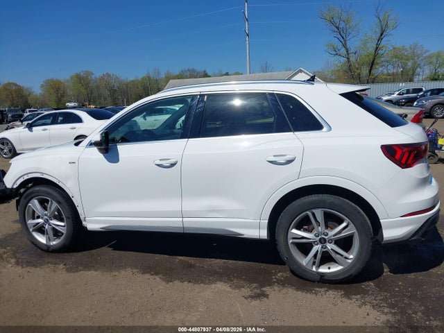 2021 Audi Q3 Premium Plus 45 Tfsi S Line Quattro Tiptronic მანქანა იყიდება აუქციონზე, vin: WA1EECF34M1019137, აუქციონის ნომერი: 44807937