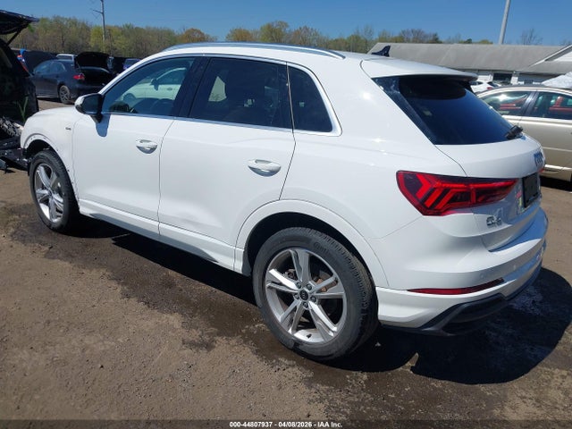 2021 Audi Q3 Premium Plus 45 Tfsi S Line Quattro Tiptronic მანქანა იყიდება აუქციონზე, vin: WA1EECF34M1019137, აუქციონის ნომერი: 44807937