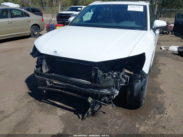 2021 Audi Q3 Premium Plus 45 Tfsi S Line Quattro Tiptronic მანქანა იყიდება აუქციონზე, vin: WA1EECF34M1019137, აუქციონის ნომერი: 44807937