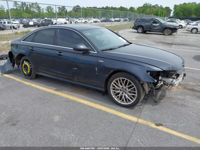 2016 AUDI A6 WAUFGAFC2GN003666