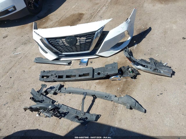 2022 Nissan Sentra Sv Xtronic Cvt მანქანა იყიდება აუქციონზე, vin: 3N1AB8CV3NY252104, აუქციონის ნომერი: 44807990